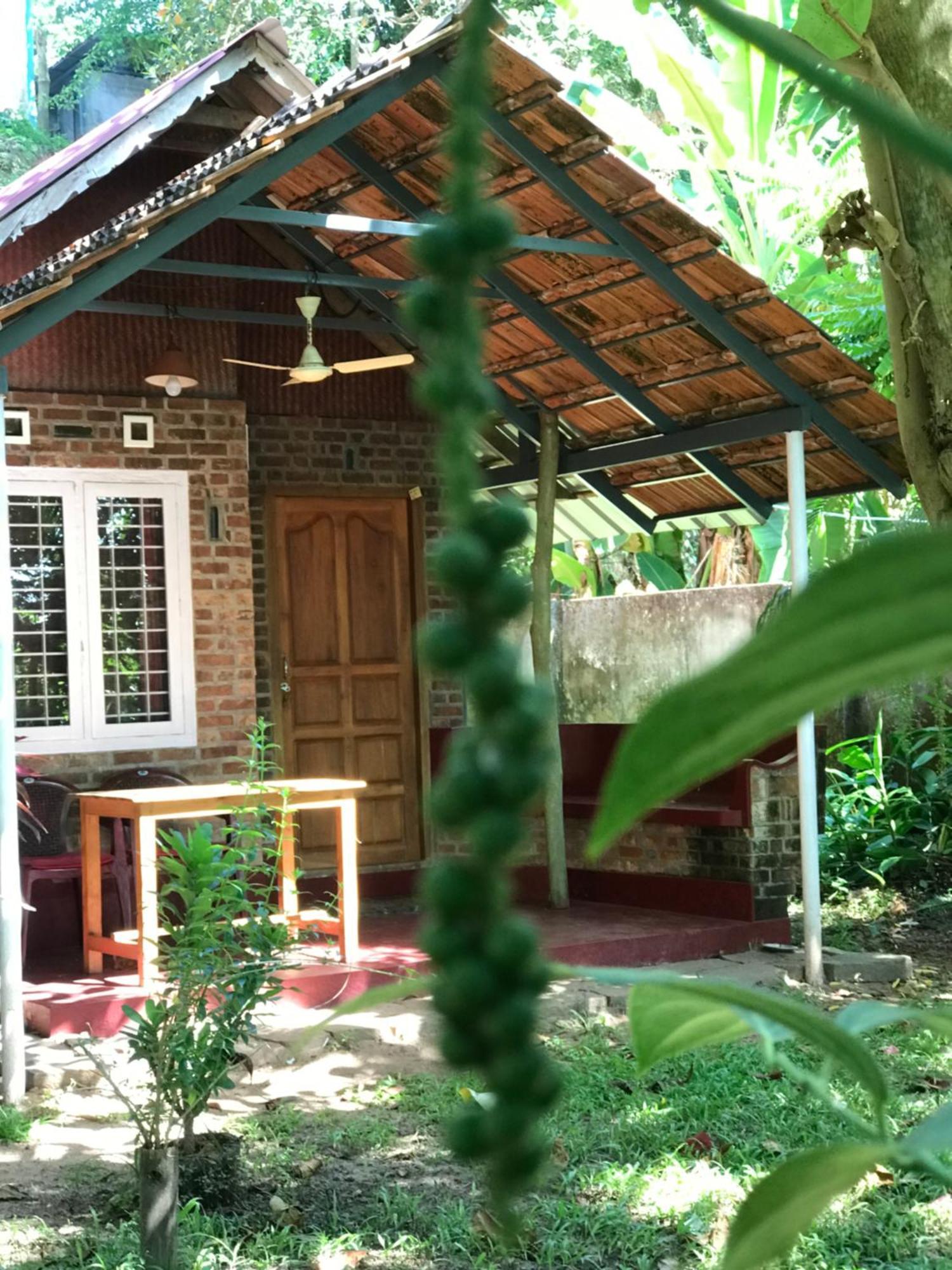Ashtamudi Villa Kollam Exterior photo