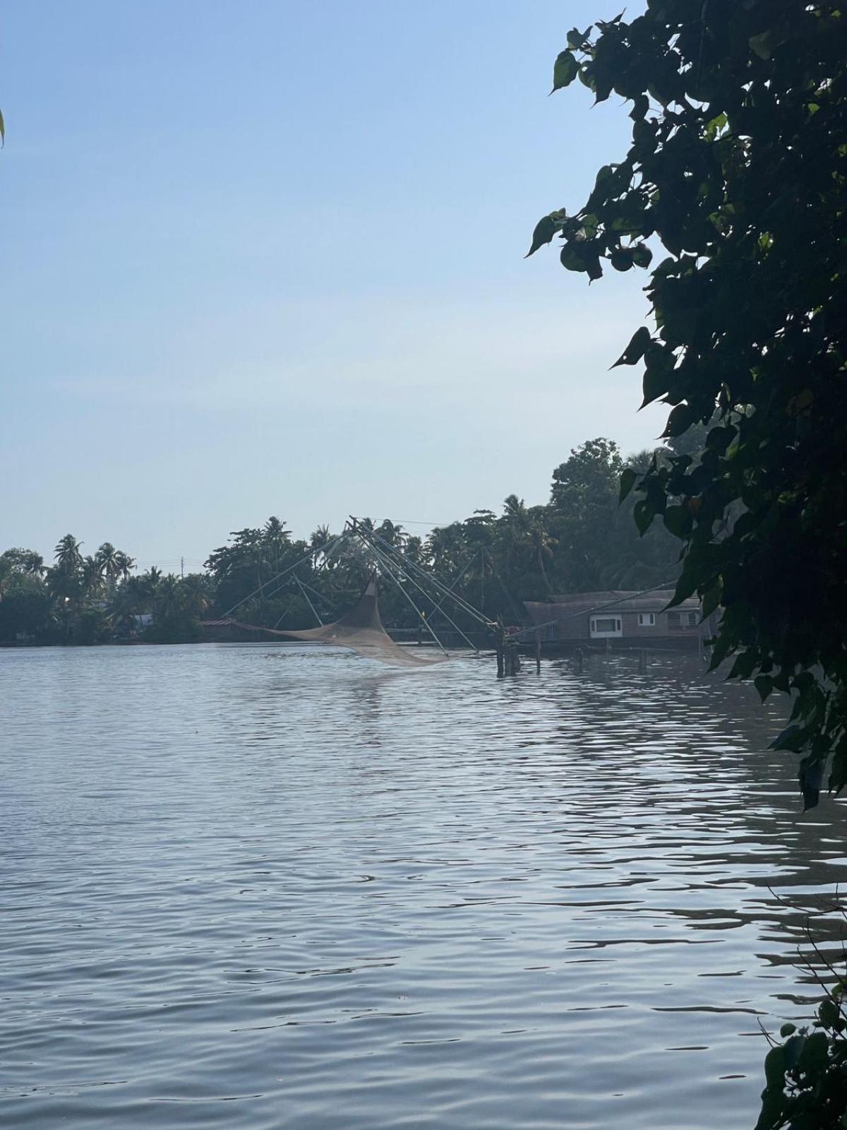 Ashtamudi Villa Kollam Exterior photo