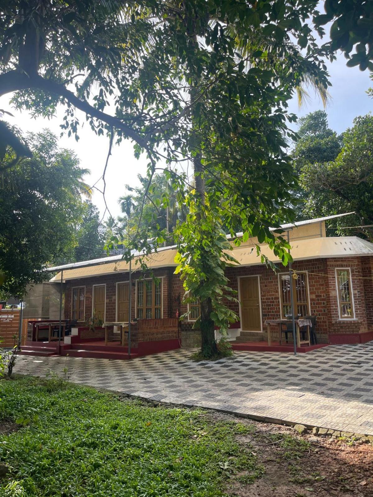 Ashtamudi Villa Kollam Exterior photo