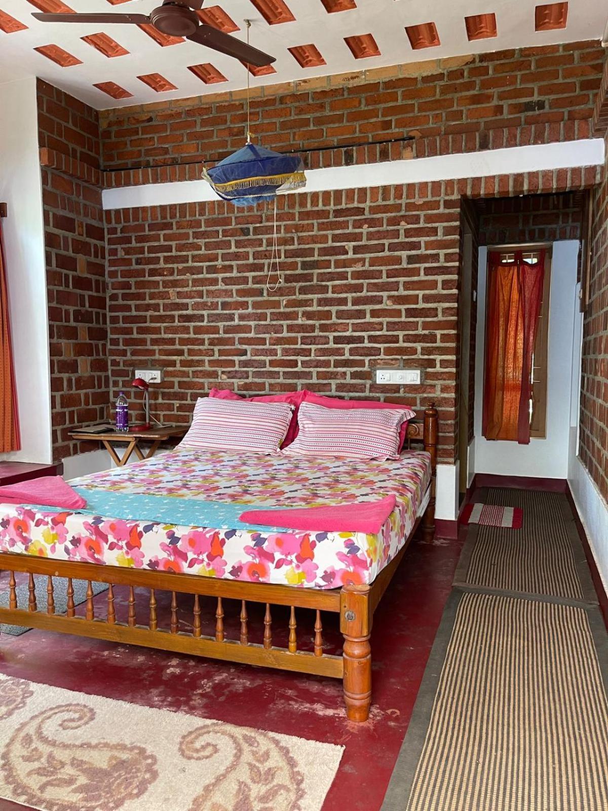 Ashtamudi Villa Kollam Exterior photo