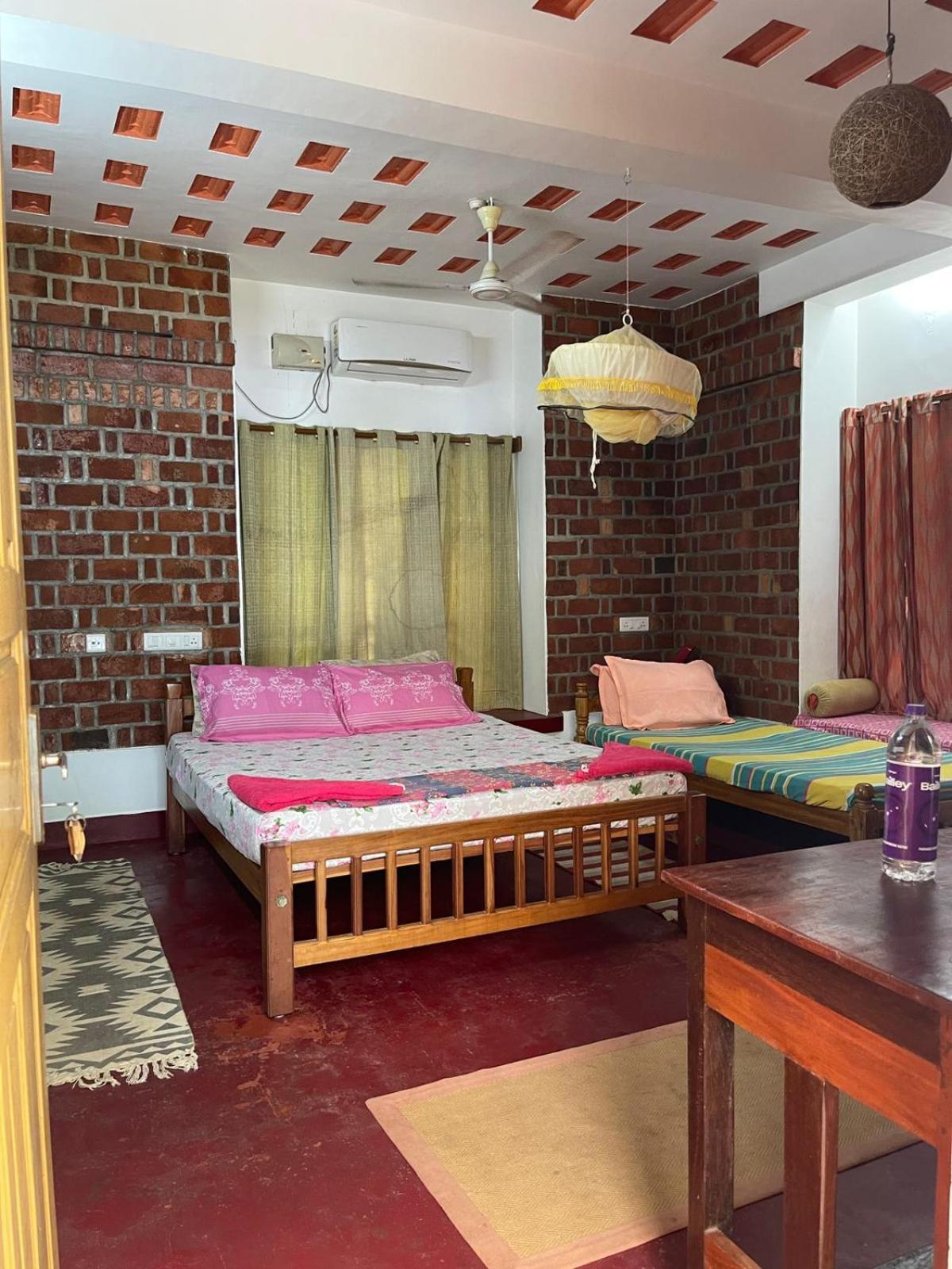 Ashtamudi Villa Kollam Exterior photo