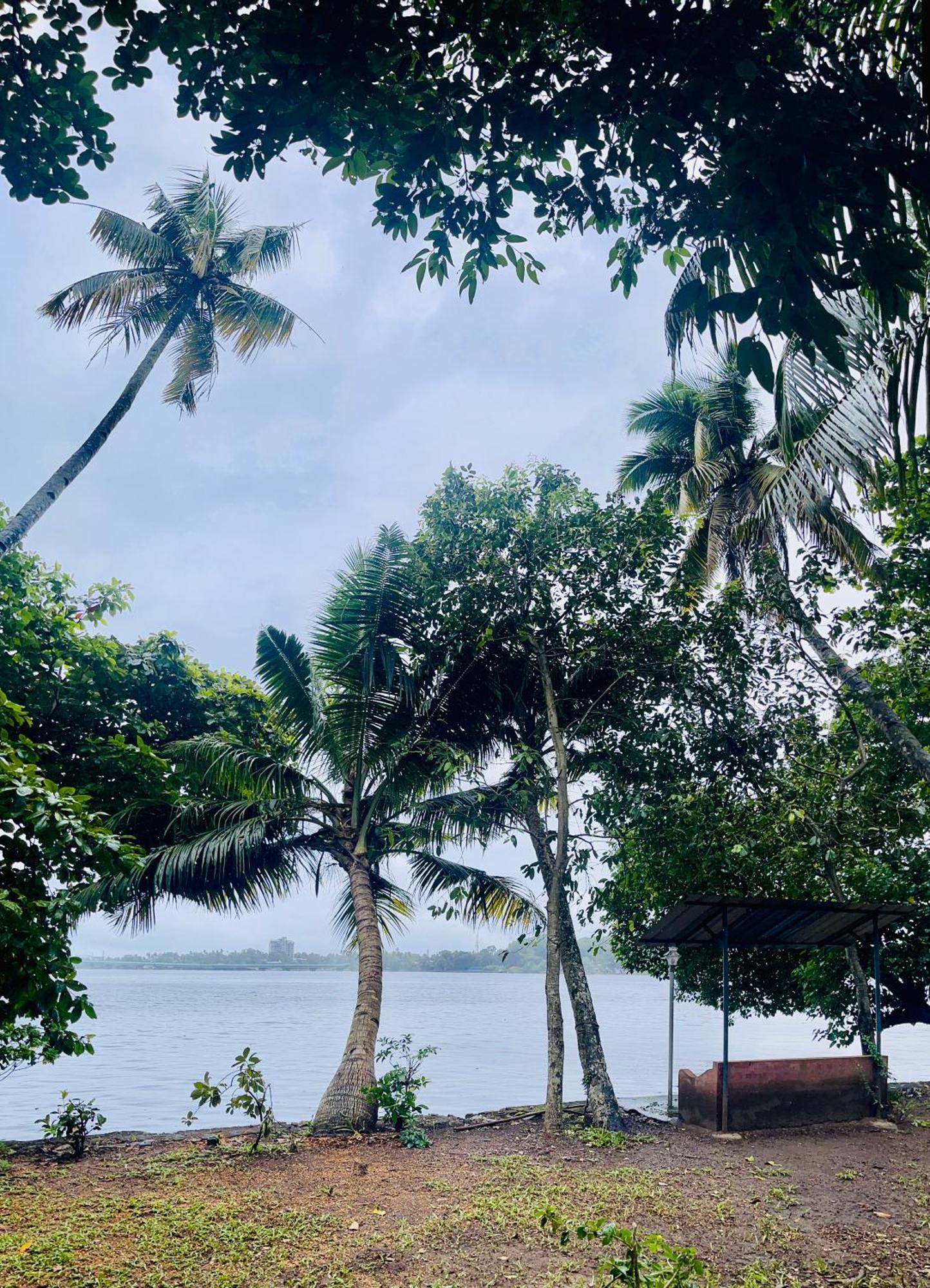 Ashtamudi Villa Kollam Exterior photo