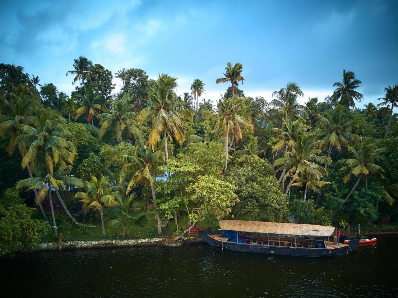 Ashtamudi Villa Kollam Exterior photo